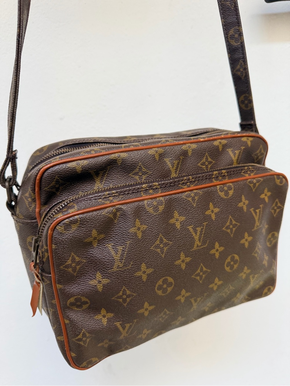 1970’s Vintage Louis Vuitton Brown Monogram Canvas Nil Reporter Camera Bag